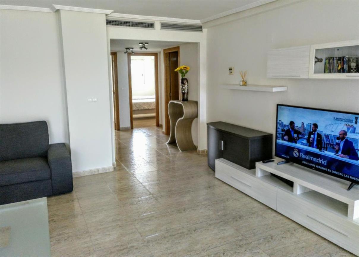 Bright Spacious 2 Bdr Apt, Near Arenal Beach Javea , + Free Parking Luaran gambar