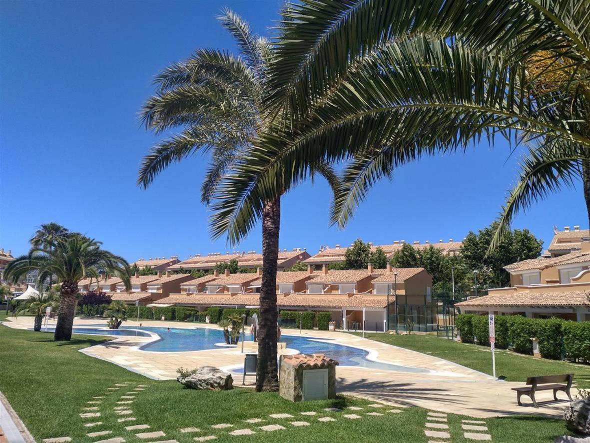 Bright Spacious 2 Bdr Apt, Near Arenal Beach Javea , + Free Parking Luaran gambar